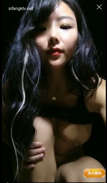 野外【渣女来袭】御姐范美女 野外刺激 口爆吞精无套爆菊